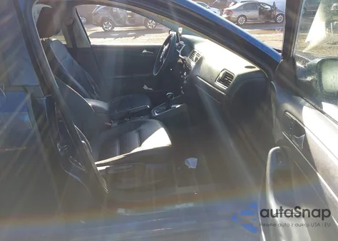 2012 Volkswagen Jetta 2.5L Se из США, поврежденный, VIN 3VWDP7AJ5CM352440